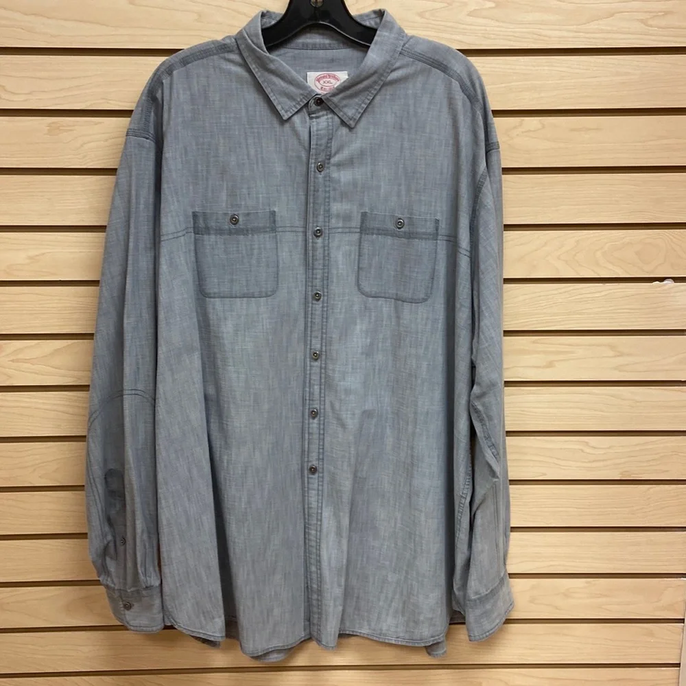 Brooks Brothers men casual shirt . Size XXL